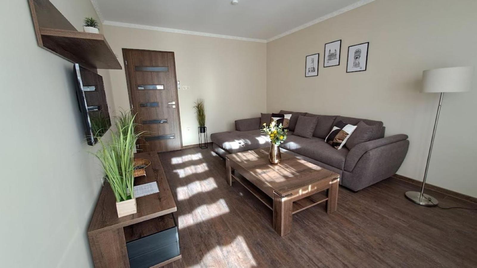 Szilfak City Apartman Hajdúszoboszló 外观 照片