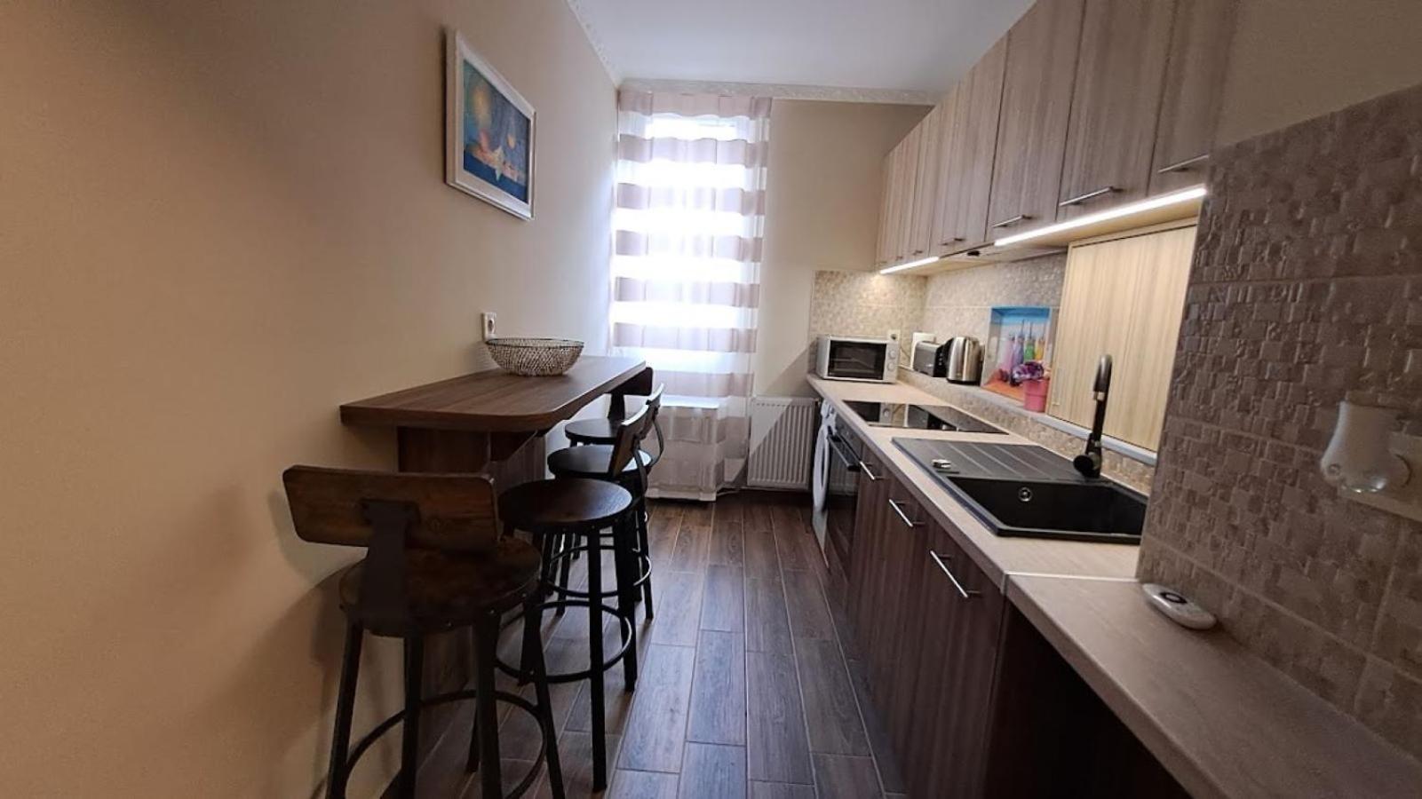 Szilfak City Apartman Hajdúszoboszló 外观 照片