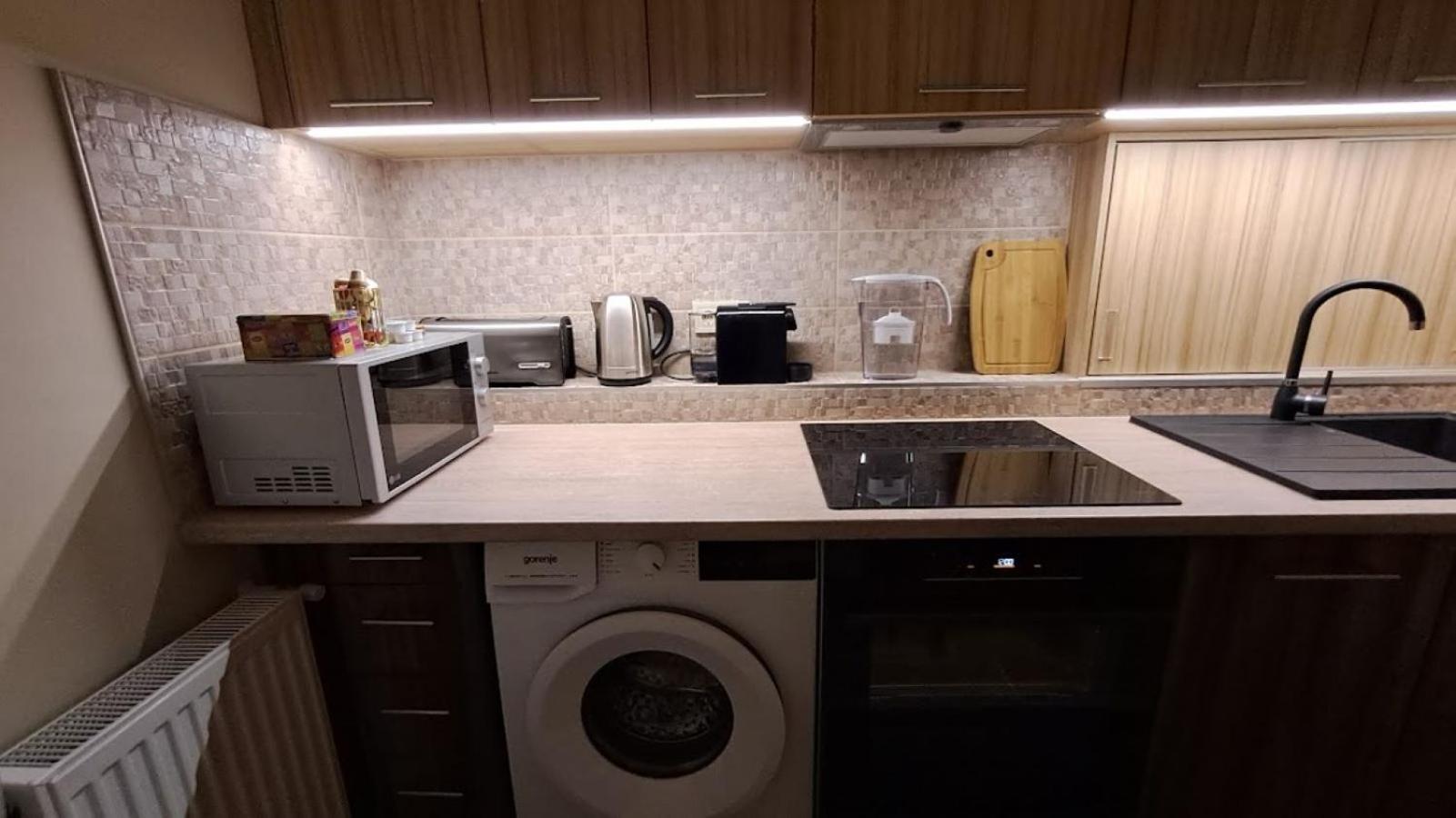 Szilfak City Apartman Hajdúszoboszló 外观 照片